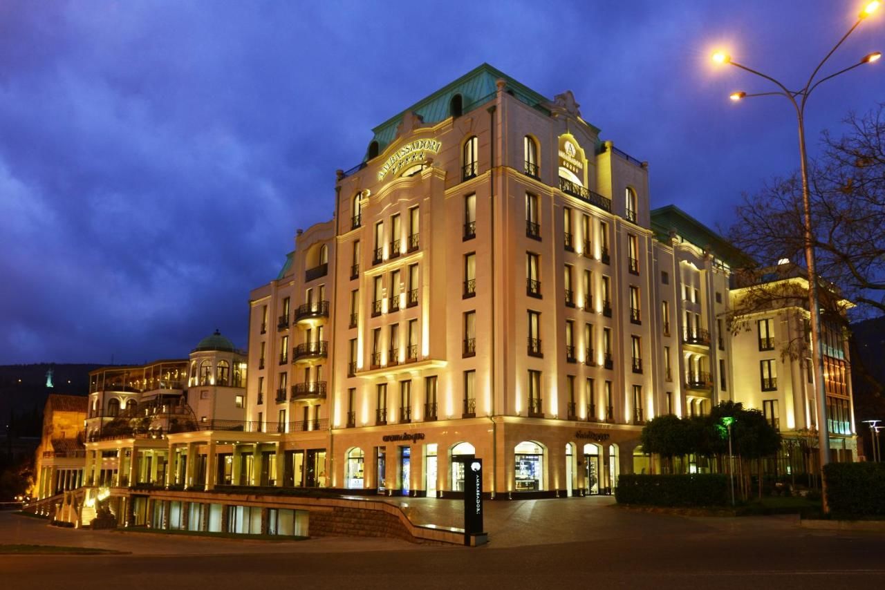 Отель Ambassadori Tbilisi Hotel Тбилиси