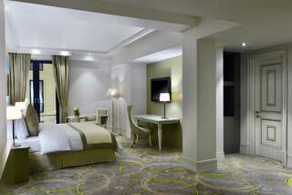 Отель Ambassadori Tbilisi Hotel Тбилиси Представительский номер с кроватью размера «king-size» (новое здание)-2